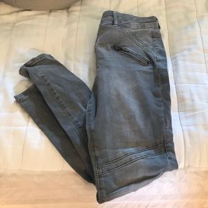 Grey Zara skinny jeans